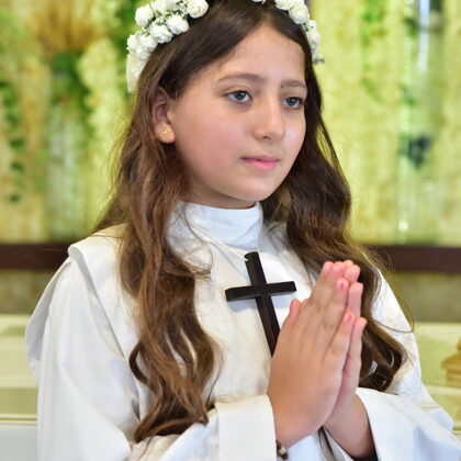 انجيلا جورج قيومجيان